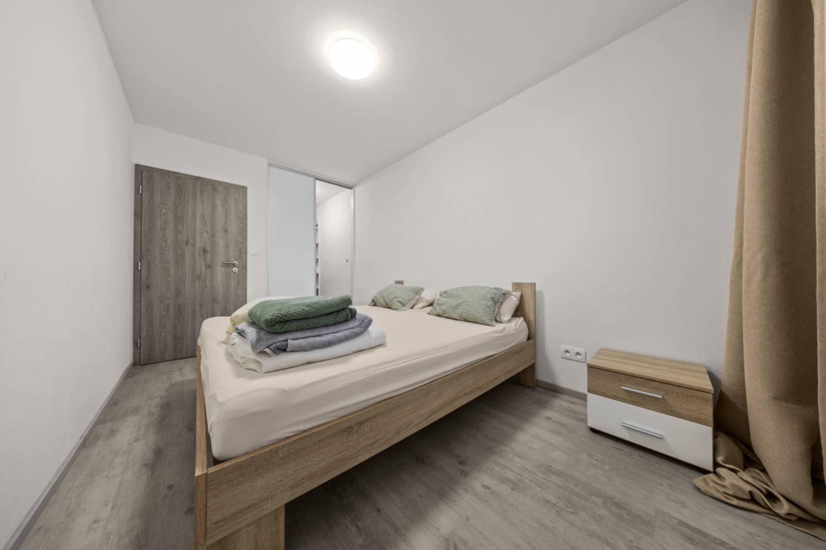 NA PREDAJ: 3-izbový apartmán, MATADORKA, Bratislava - Petržalka / 7 /