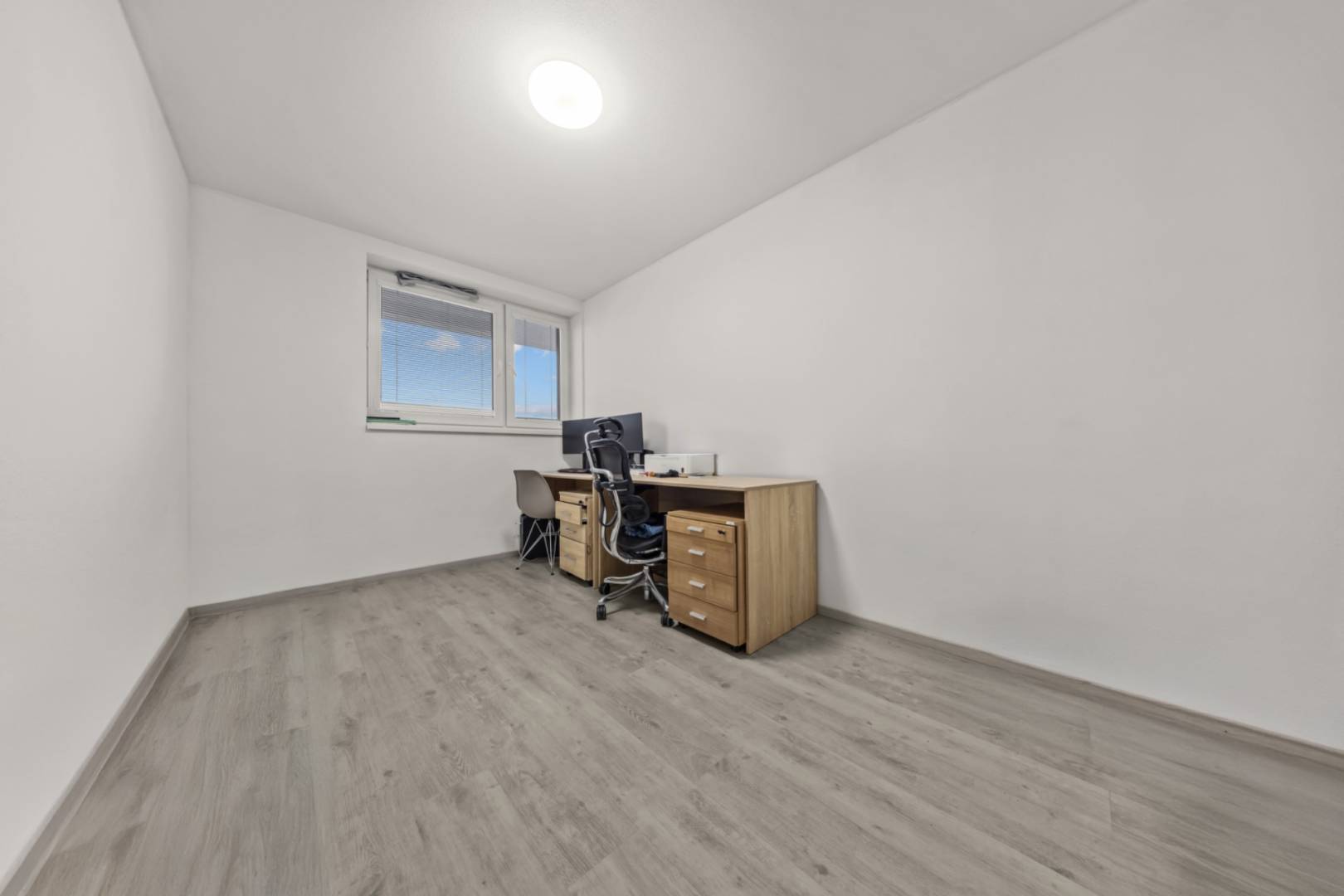 NA PREDAJ: 3-izbový apartmán, MATADORKA, Bratislava - Petržalka / 8 /