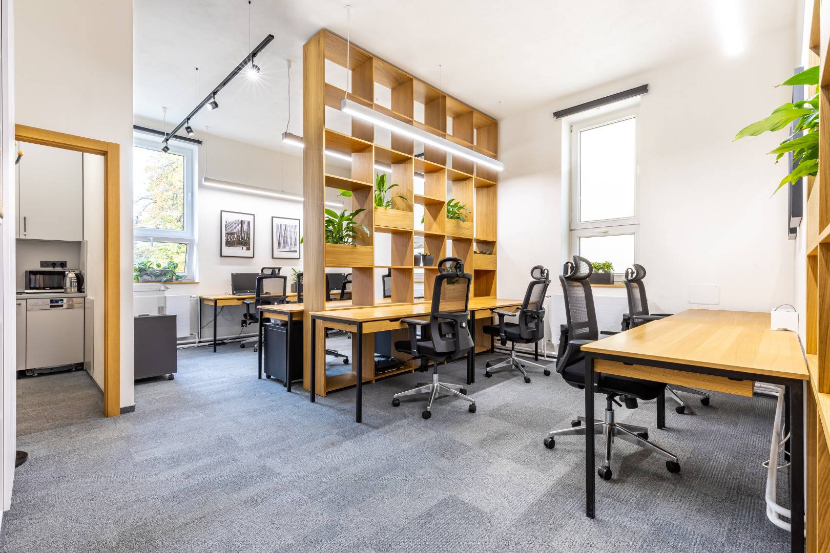 Luxusné administratívne priestory na prenájom, 160 m2, Tolstého 3 / 5 /