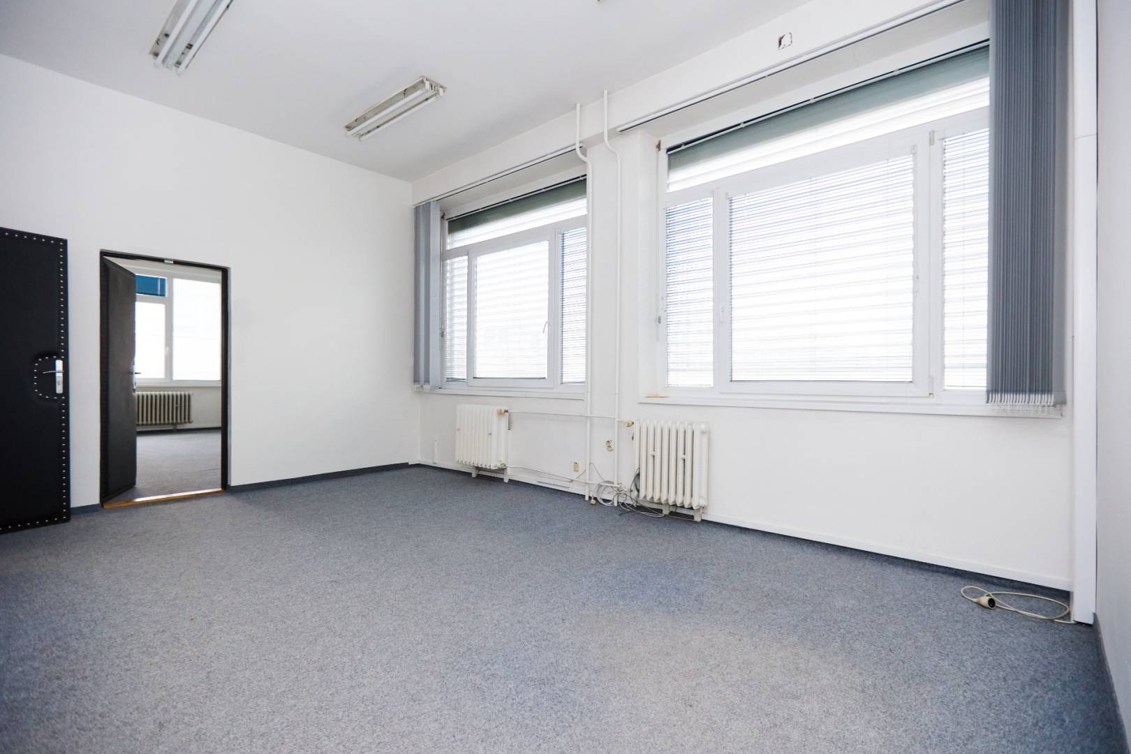 KANCELÁRSKE PRIESTORY-NA PRENÁJOM , UL. LETNÁ, KOŠICE - STARÉ MESTO / 4 /