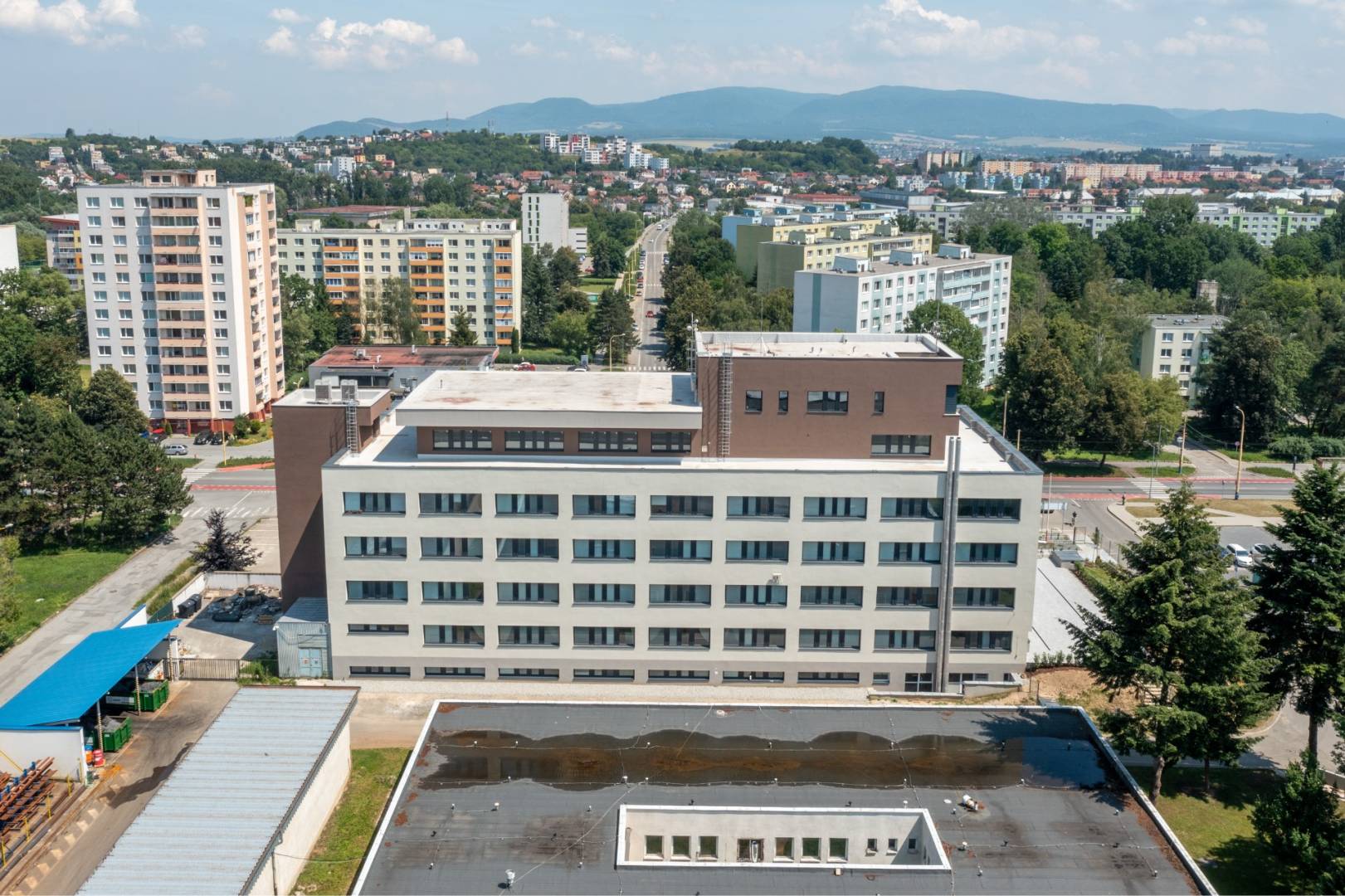 NA PRENÁJOM, KANCELÁRSKE PRIESTORY , UL. VOLGOGRADSKÁ, PREŠOV / 12 /