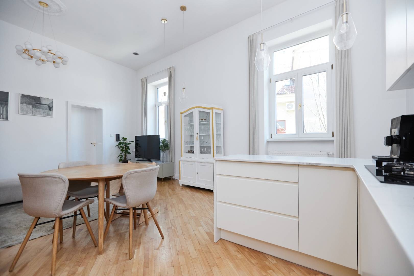 NA PRENÁJOM, 3-izbový tehlový byt s parkingom,Košice-Staré mesto / 7 /