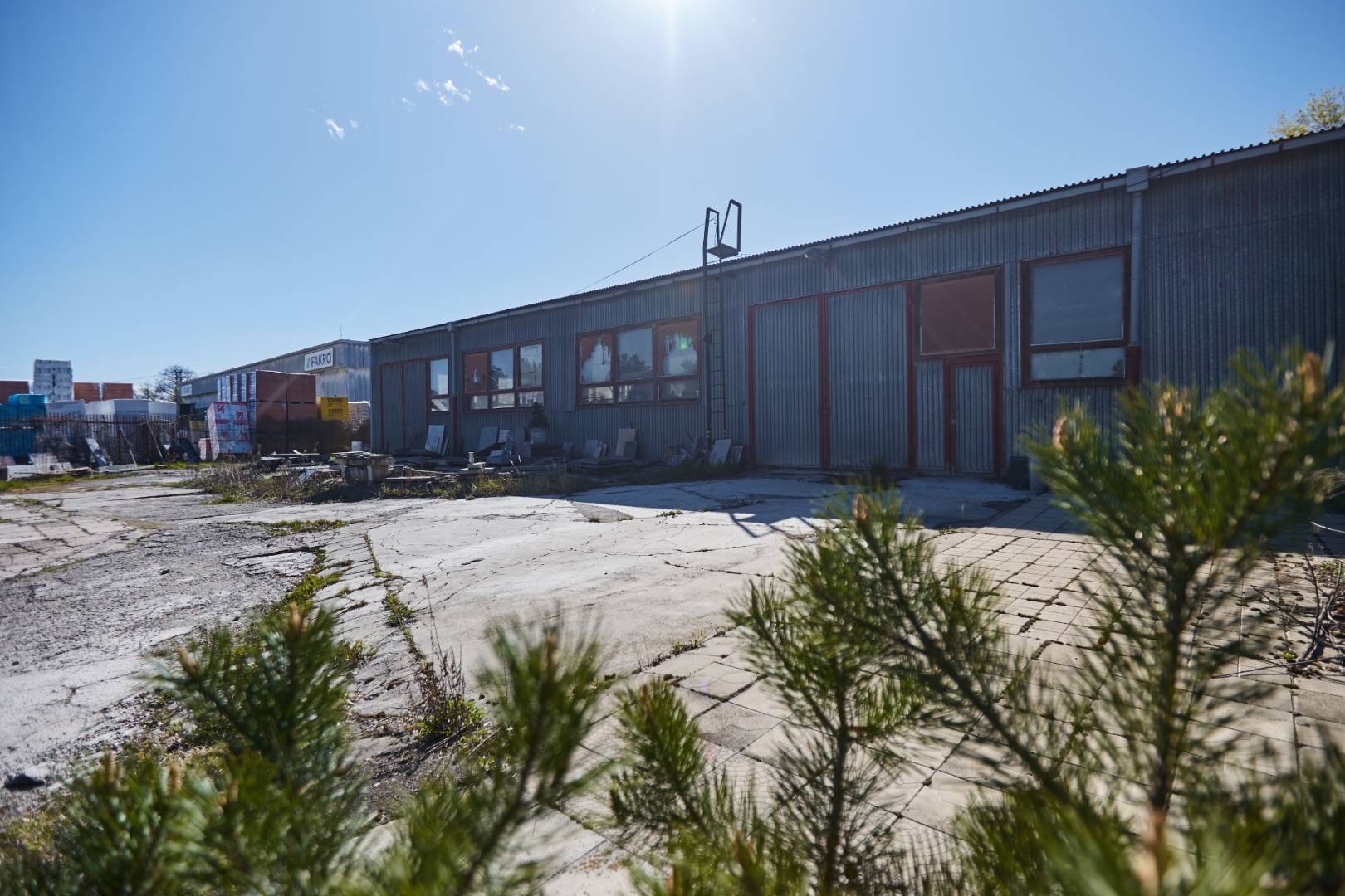 AREÁL S VÝROBNOU HALOU NA PREDAJ, RASTISLAVOVÁ ULICA, KOŠICE-JUH / 1 /