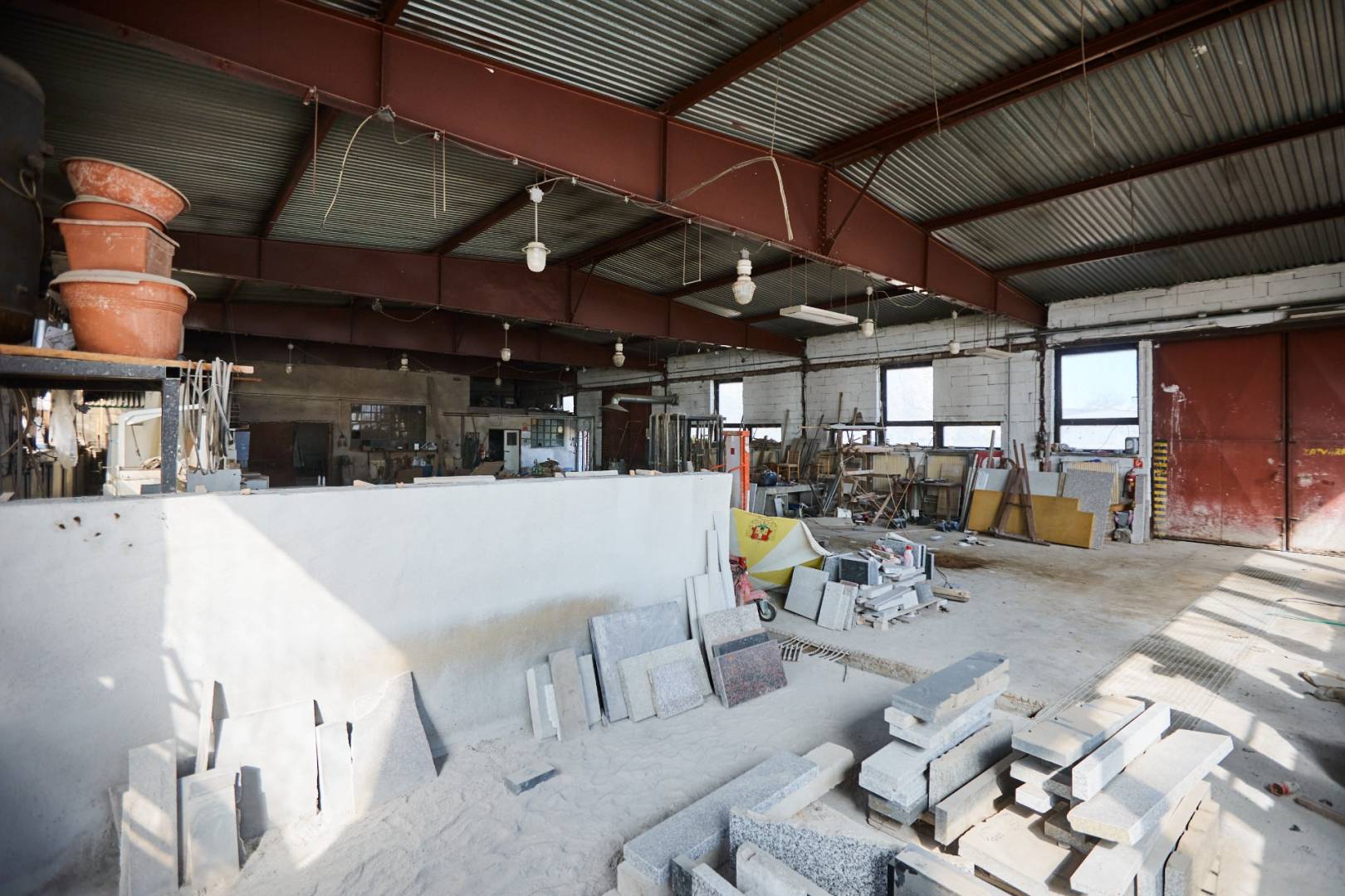 AREÁL S VÝROBNOU HALOU NA PREDAJ, RASTISLAVOVÁ ULICA, KOŠICE-JUH / 6 /