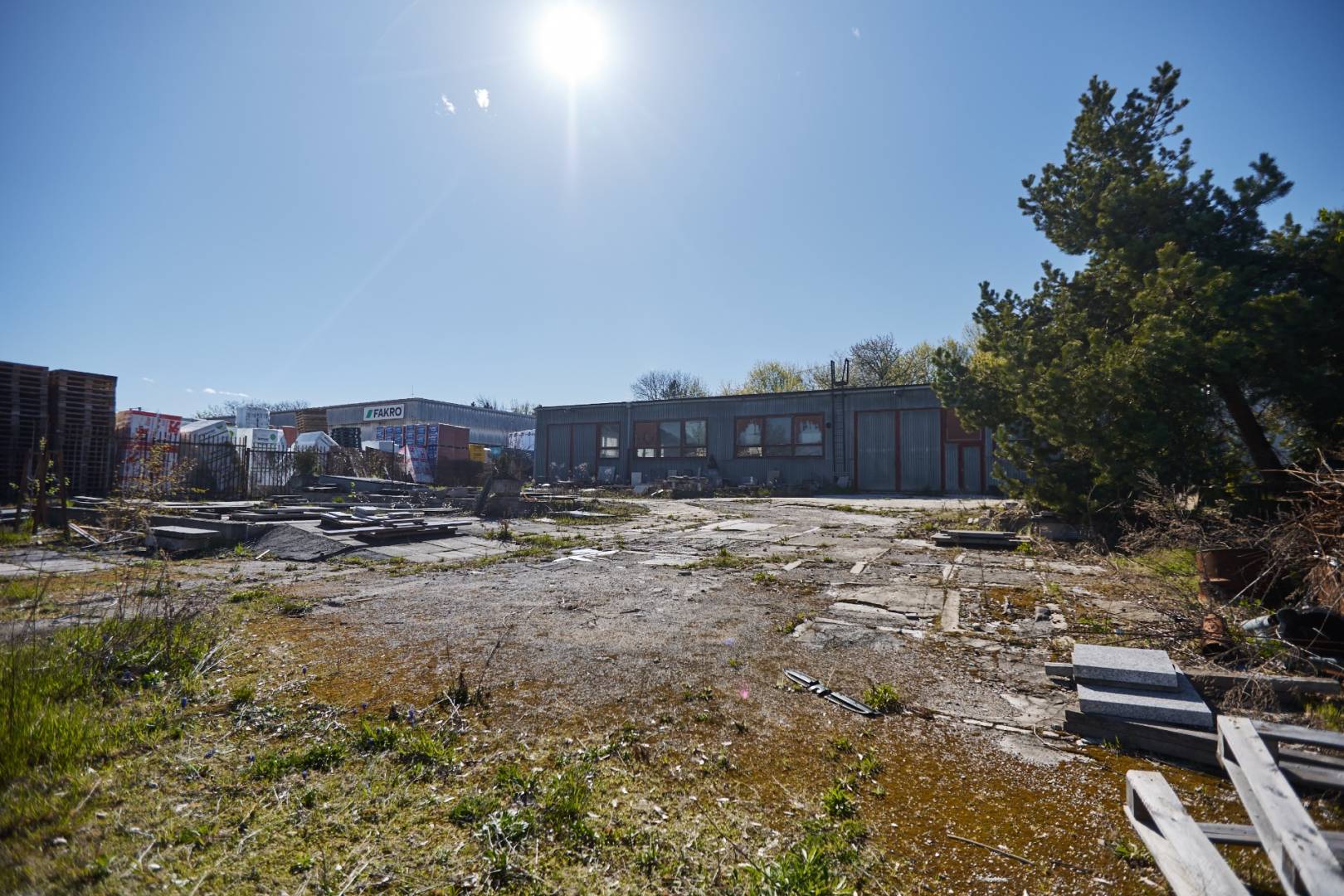 AREÁL S VÝROBNOU HALOU NA PREDAJ, RASTISLAVOVÁ ULICA, KOŠICE-JUH / 14 /