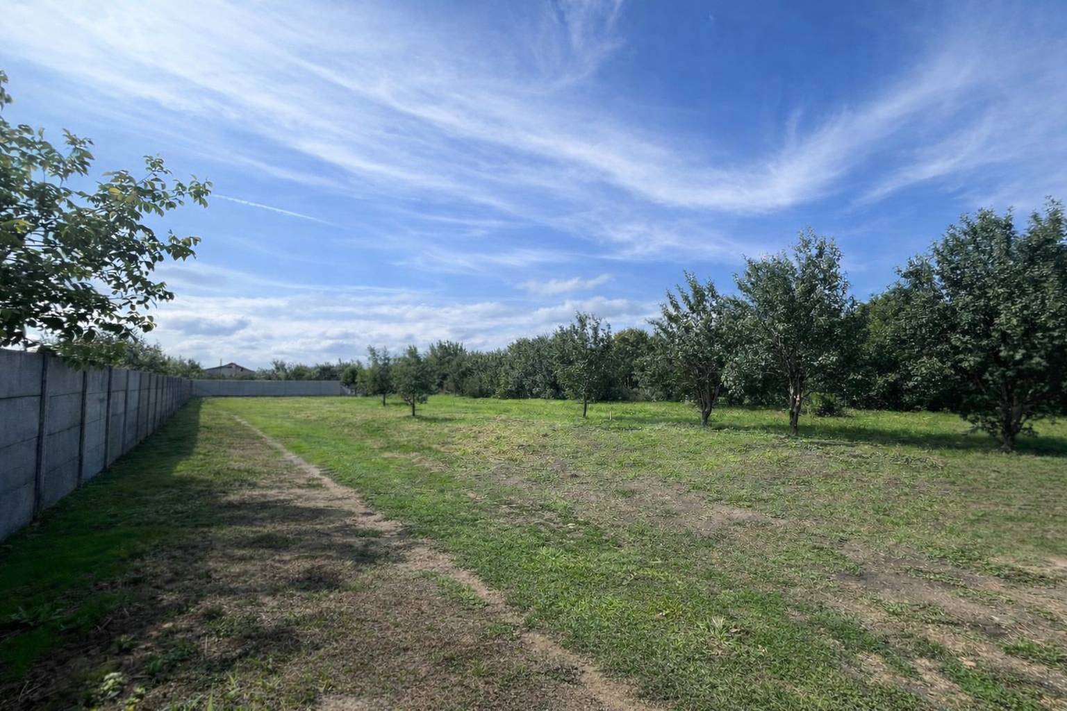 Stavebný rovinatý -pozemok-NA PREDAJ-Košice- Obec- Ždaňa / 6 /