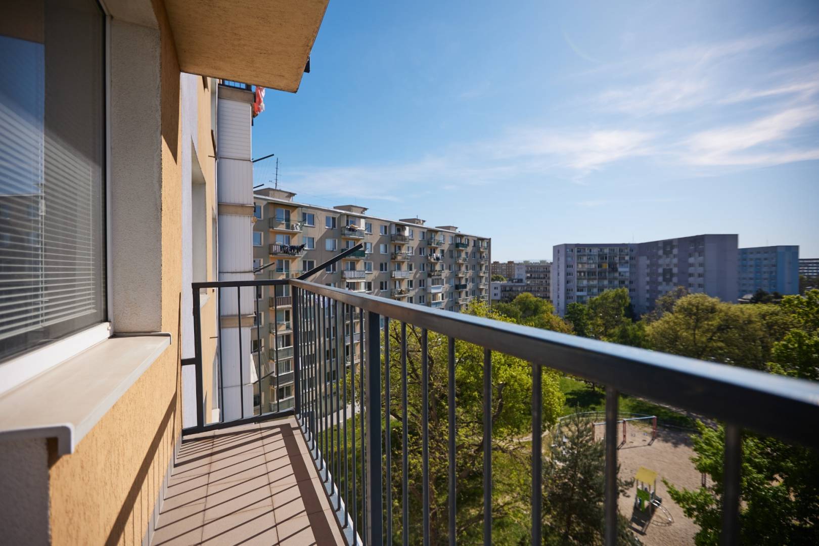 -REZERVOVANÝ-NA PREDAJ-3-IZBOVÝ BYT - UL. TRIEDA SNP-KOŠICE-ZÁPAD / 18 /