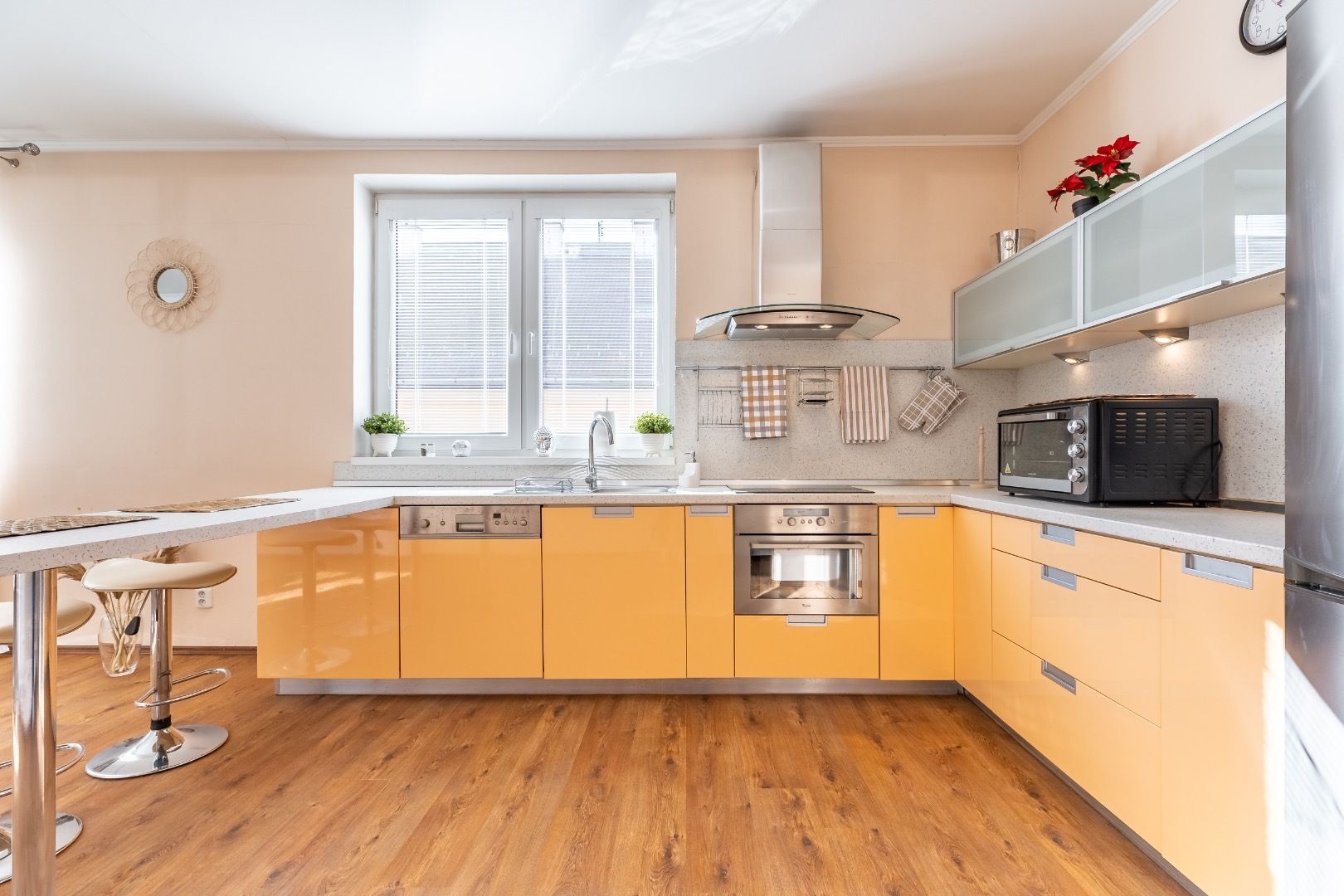 3 izbový byt, NA PRENÁJOM Košice - Staré Mesto, Ul. Alžbetina / 1 /