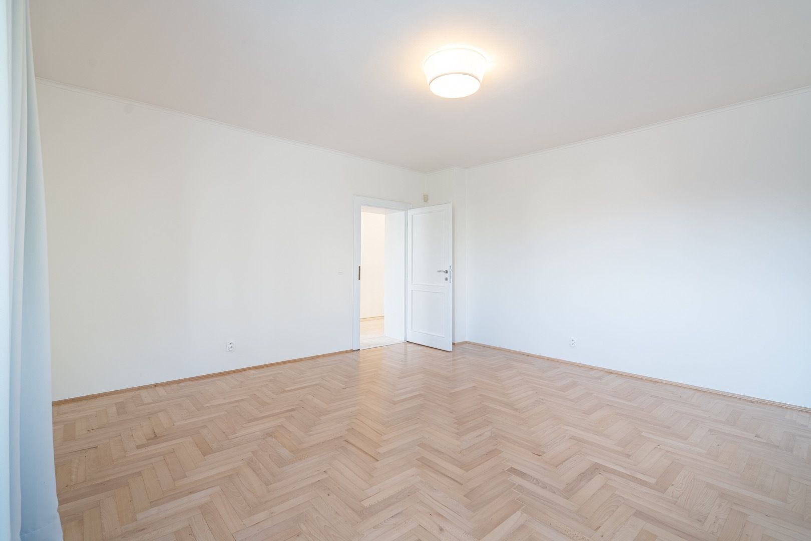 NA PRENÁJOM Nadštandardný Rodinný dom, Košice - JUH, Ul. Rázusova / 11 /