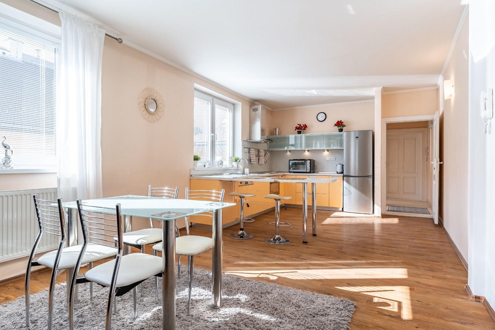 3 izbový byt, NA PRENÁJOM Košice - Staré Mesto, Ul. Alžbetina / 2 /
