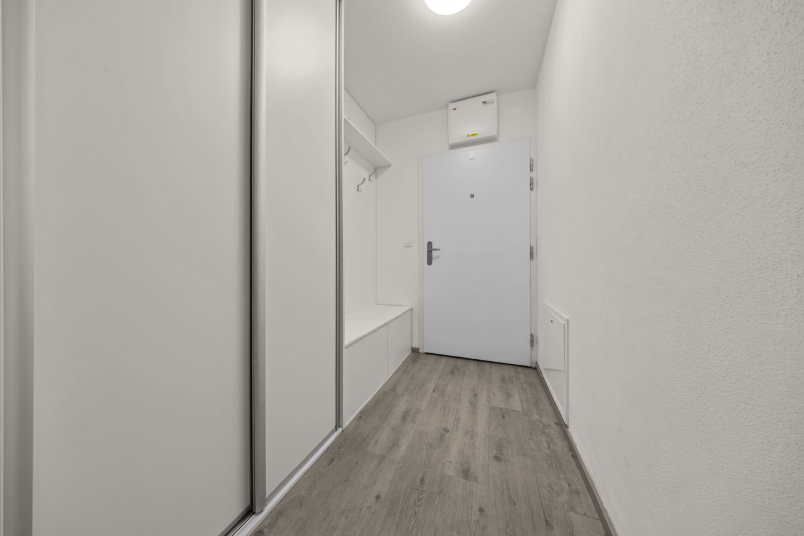 NA PREDAJ: 3-izbový apartmán, MATADORKA, Bratislava - Petržalka / 14 /