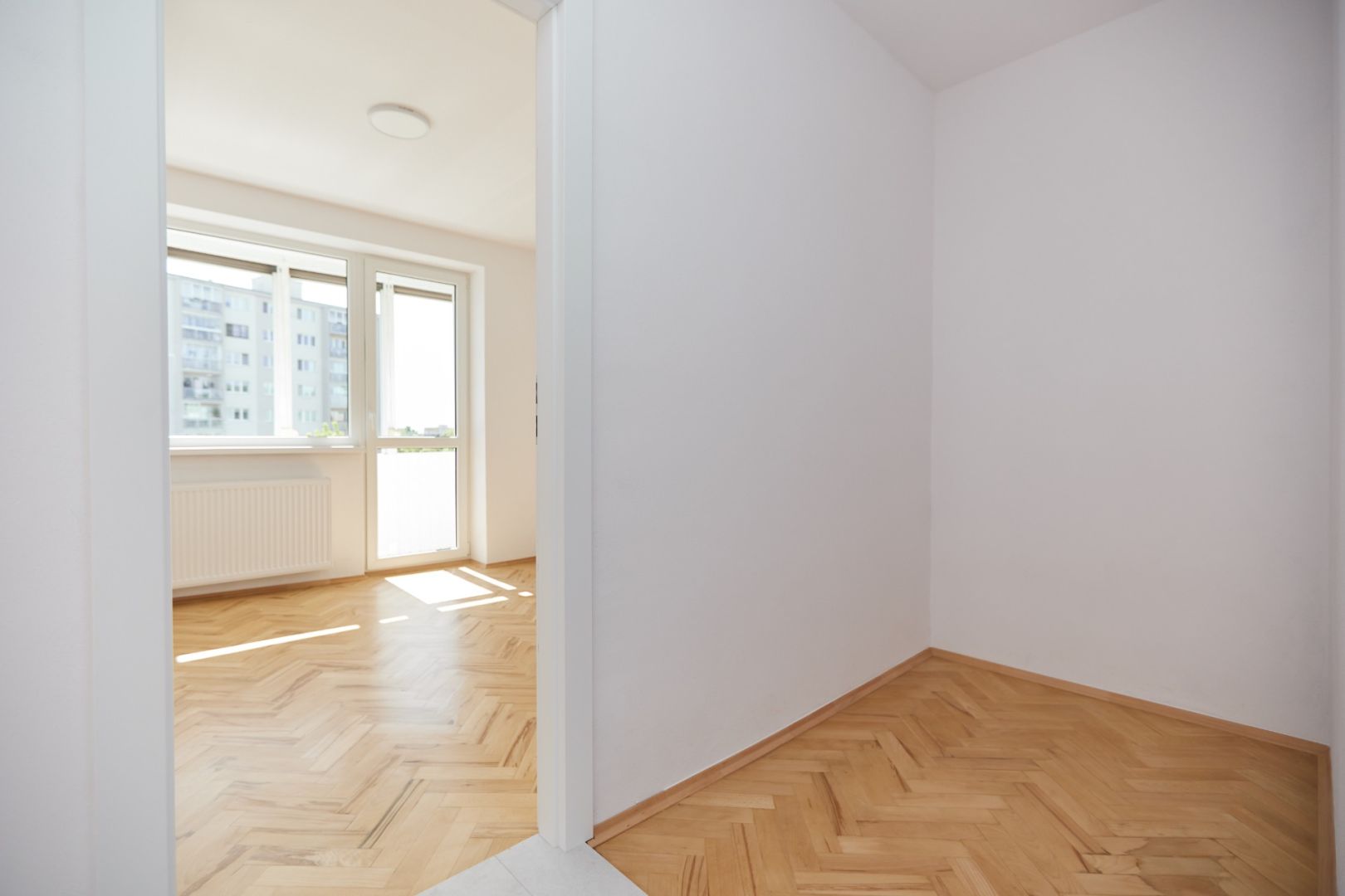 NA PREDAJ-3-IZBOVÝ BYT-NOVÁ REKONŠTRUKCIA-UL.POKROKU-KOŠICE-ZÁPAD / 18 /