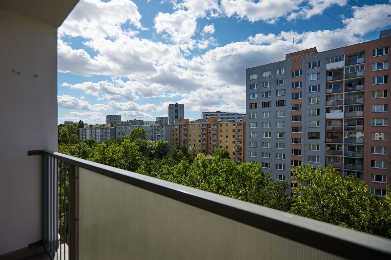 NA PREDAJ-2,5-IZB.NOVOZREKONŠTRUOVANÝ BYT ,TATRANSKÁ UL.KE-STARÉ MESTO / 14 /