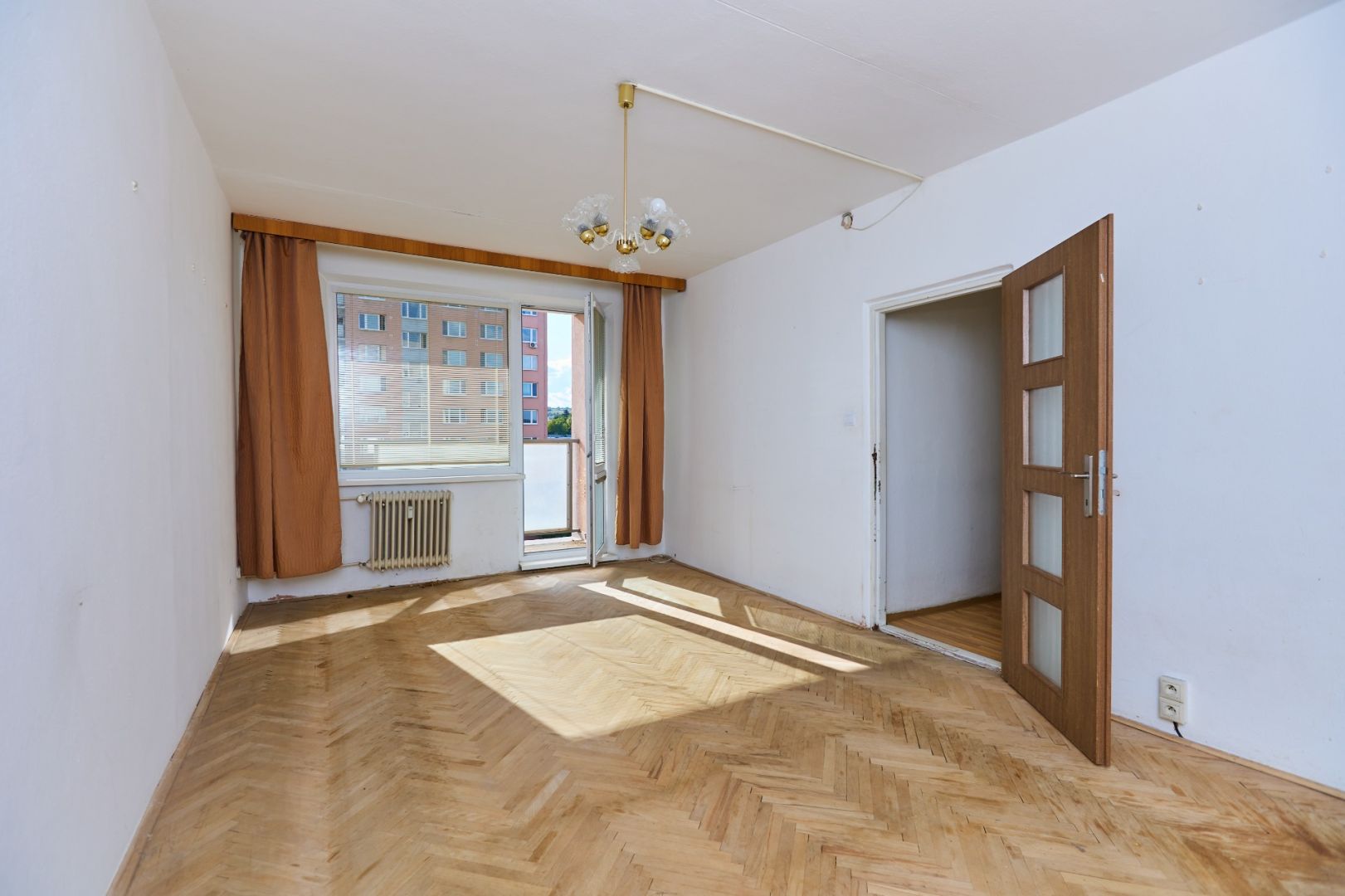 NA PREDAJ-2-IZB. BYT ,TATRANSKÁ ULICA - KOŠICE-STARÉ MESTO / 3 /